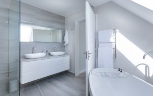 Lire la suite à propos de l’article Comment bien reussir la renovation de sa salle de bain ?
