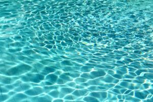 Lire la suite à propos de l’article Quel est le meilleur système de filtration pour une piscine ?