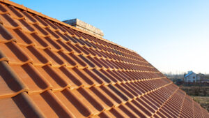 Lire la suite à propos de l’article Pourquoi confier vos travaux de toiture à une entreprise de couverture à Toulouse est un investissement sûr ?